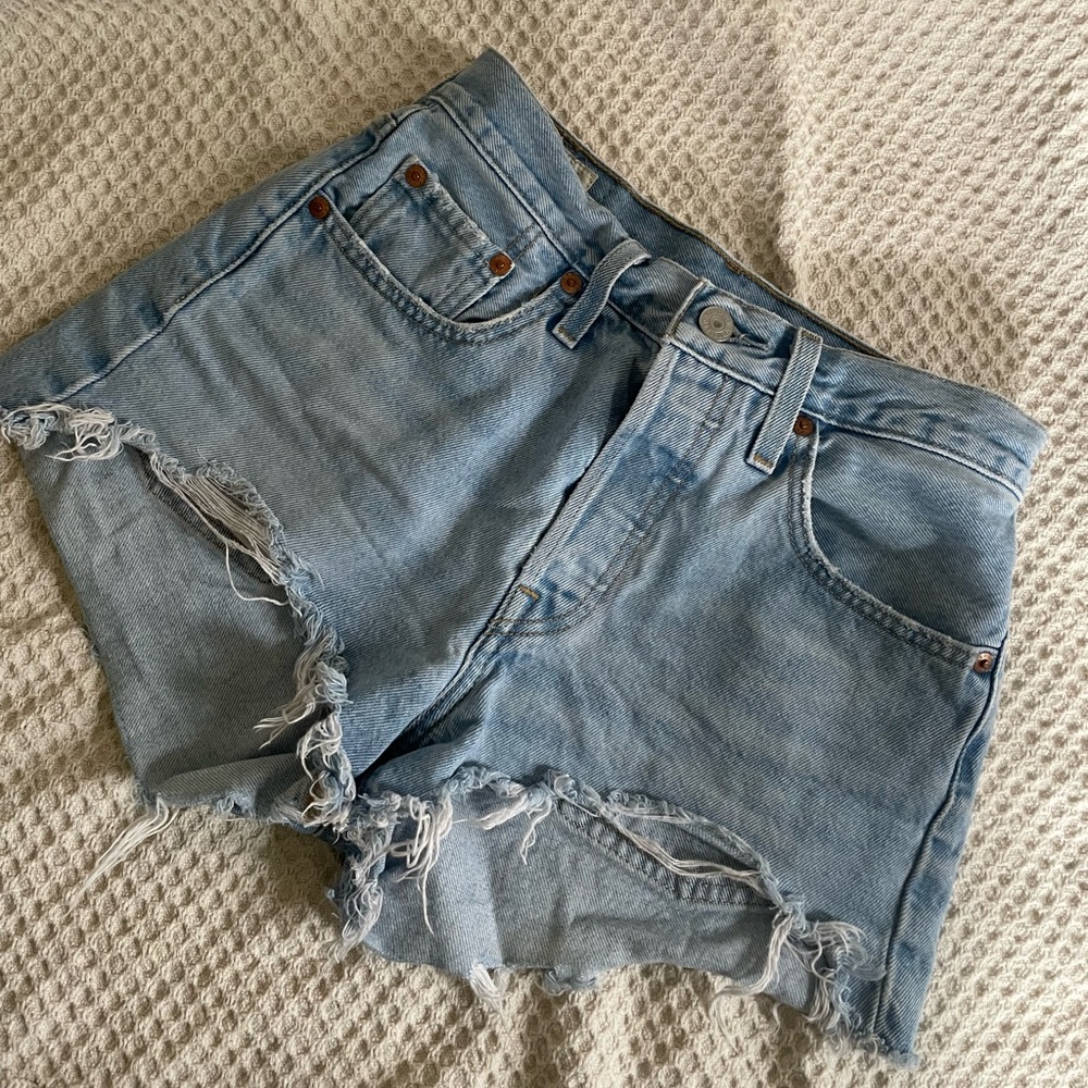 Levi shorts